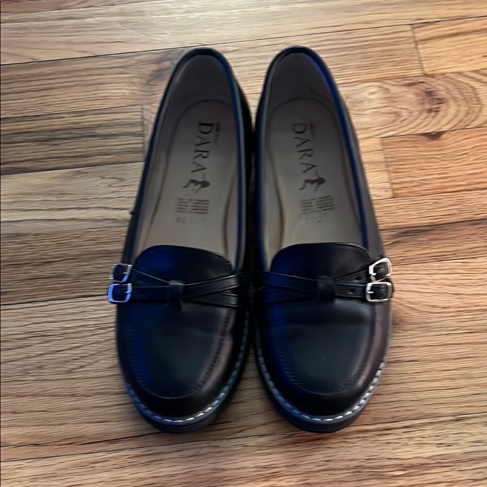 Dara Black Flats with Silver Detail
